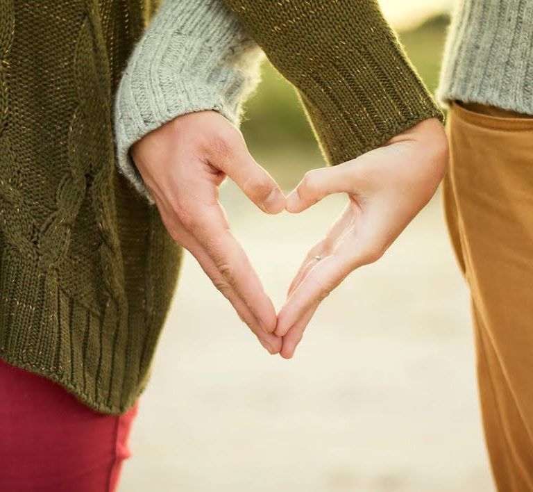 PARISUHTEEN PARANTAMINEN: 10 vinkkiä miten hyvä parisuhde muuttuu paremmaksi