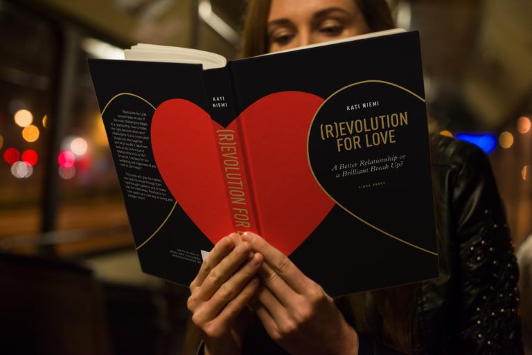 Revolution for Love - A Better Relationship or A Brilliant Break Up? Amazon-kirja / Kati Niemi