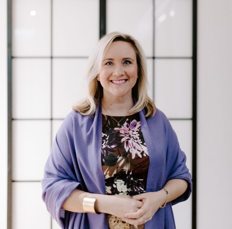 Hyvä uni valmentaja terapeutti Kati