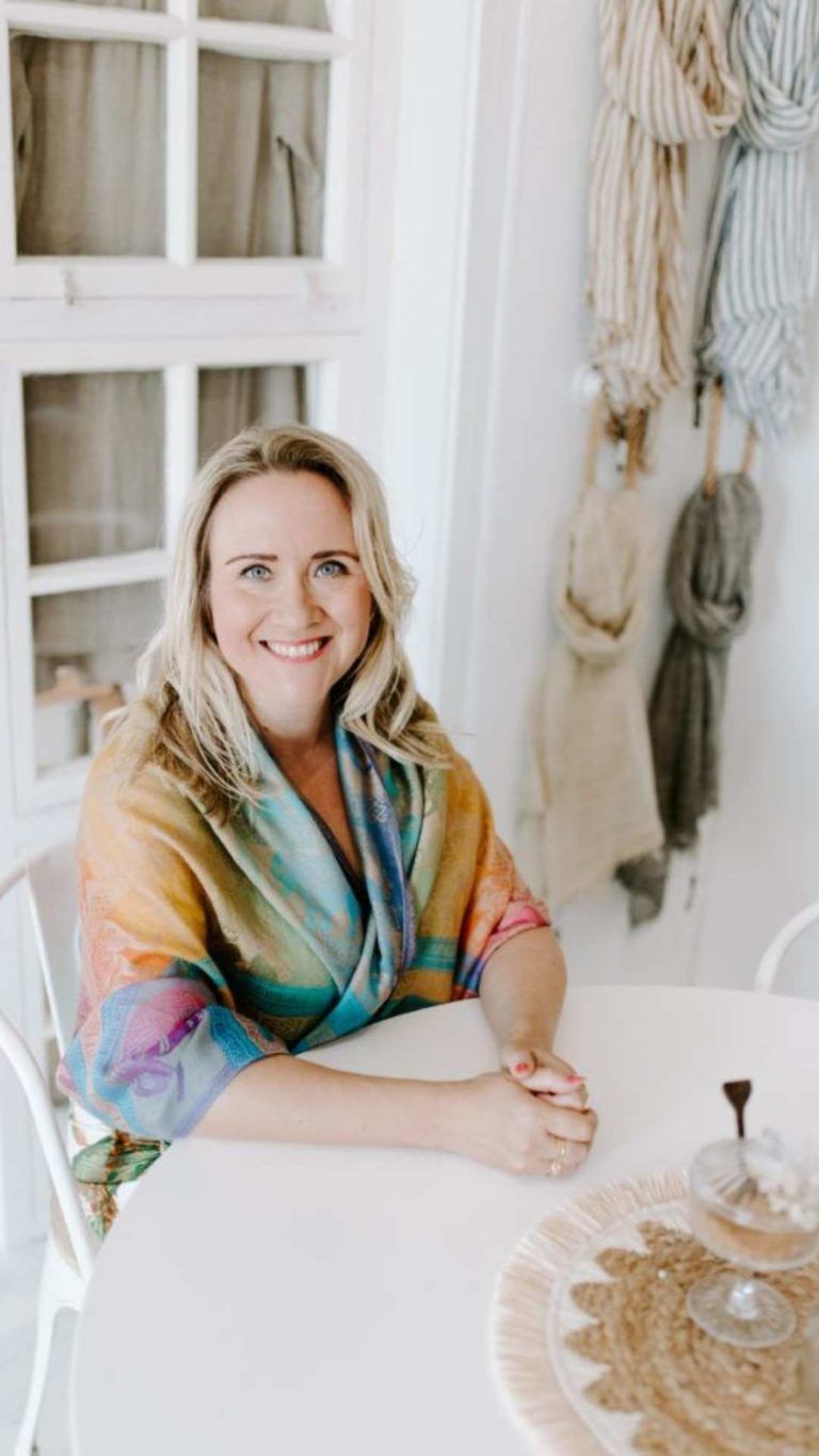 Ratkaisukeskeinen valmennus, Terapia, Hypnoterapia (mm. parisuhdeterapia, avioeroterapia) - Coach Kati