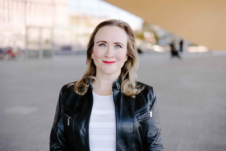 Refleksivalmennus ja sensomotorinen valmennus SensoCoach & ReflexExpert Kati Niemi